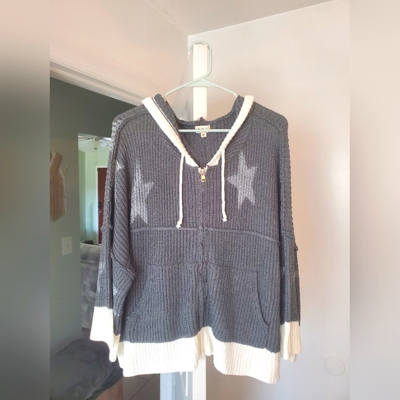POL Sweaters - POL Star Print Asymmetrical Knit Sweater